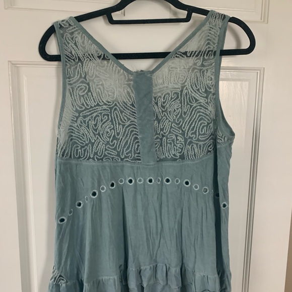 POL Blue Sleeveless Embellished Lace Top - Picture 3 of 3